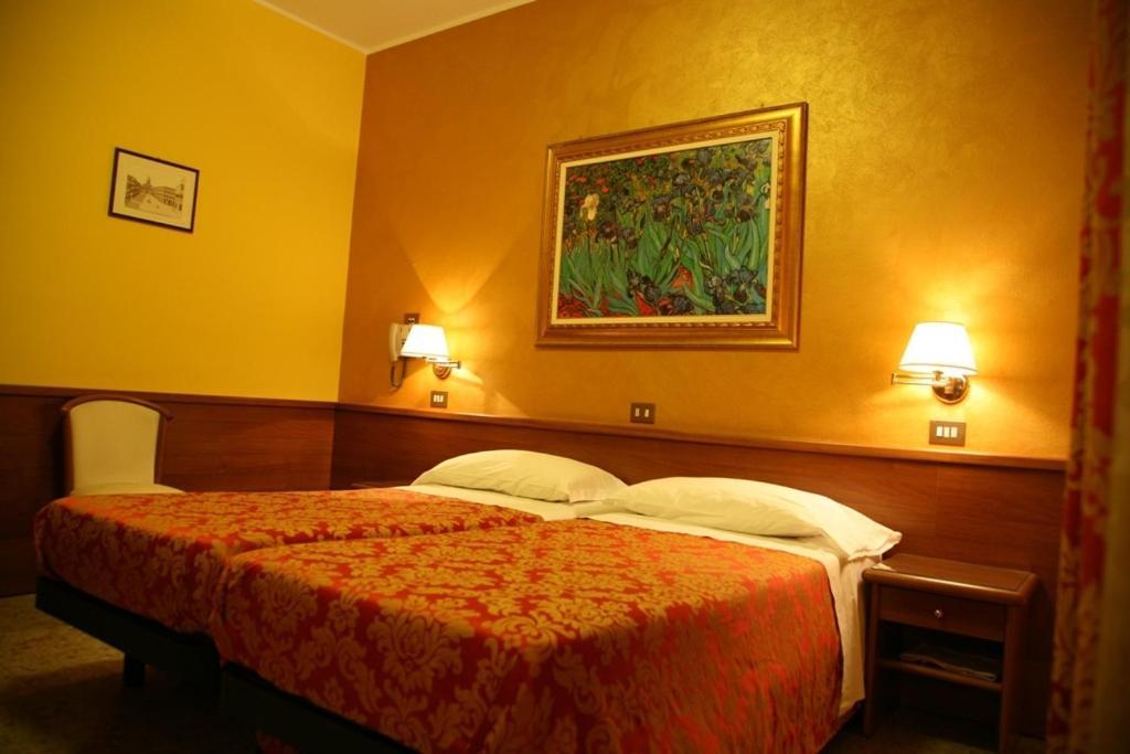 Hotel San Pellegrino سبيلامبيرتو الغرفة الصورة